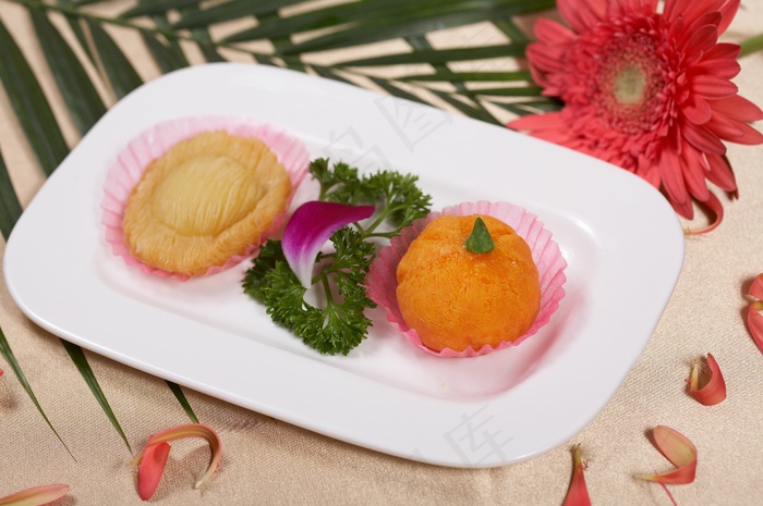 粤菜3393鲍鱼酥配南瓜酥