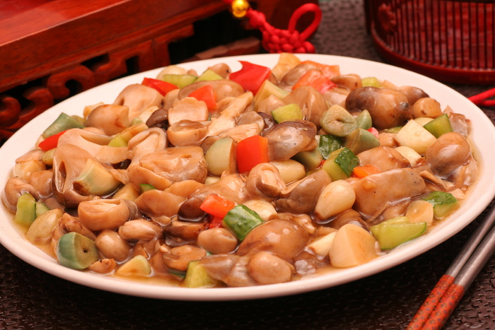 腊八蒜烧草菇 12元（给你带来健康）
