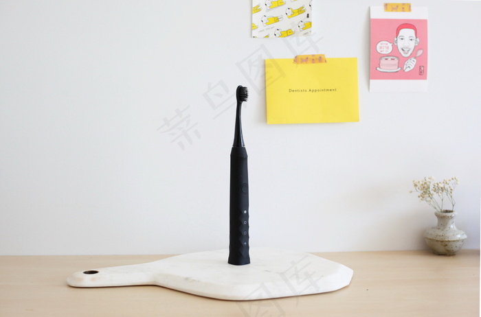 电动牙刷高清图片