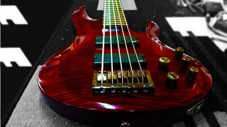 复古木吉他图片