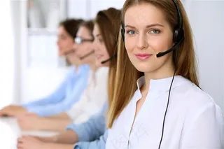 微笑的客服美女人物