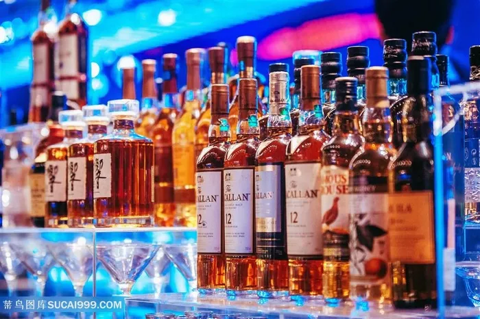 酒吧吧台鸡尾酒洋酒伏特加