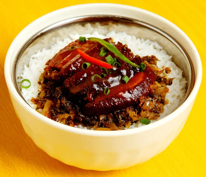 梅菜扣肉饭1