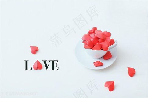 一杯玫瑰花瓣LOVE
