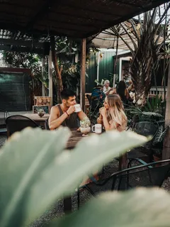 情侣约会场景图片 情侣约会场景图片