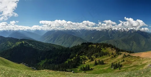 连绵起伏的山坡 连绵起伏的山坡