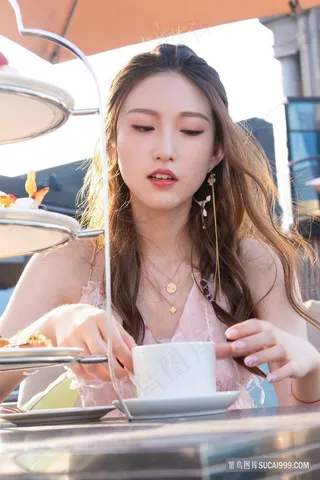 高清优优克拉女神时尚美女模特写真集