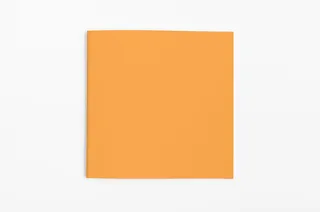 灰色简约大气画册样机