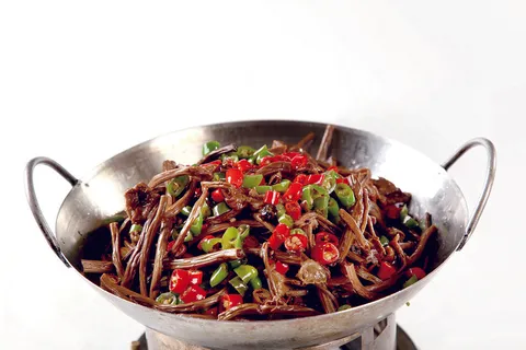 干锅美食焖锅湘菜麻辣香辣纸锅干锅茶树菇
