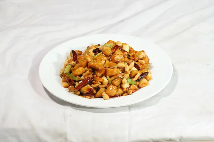 11宫爆鸡丁 一篓油