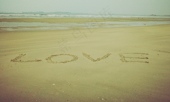 小清新爱情沙滩图片