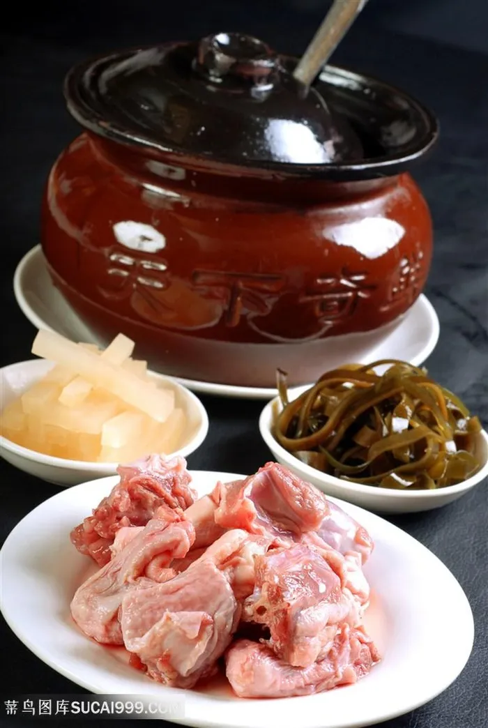 酸萝卜煨老鸭