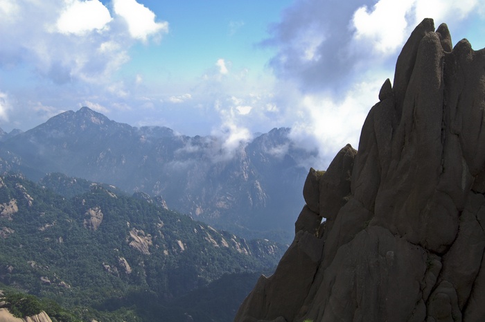 巍峨的安徽黄山自然风景图片-第4张