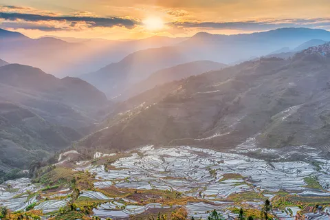 老虎嘴梯田日落 老虎嘴梯田日落