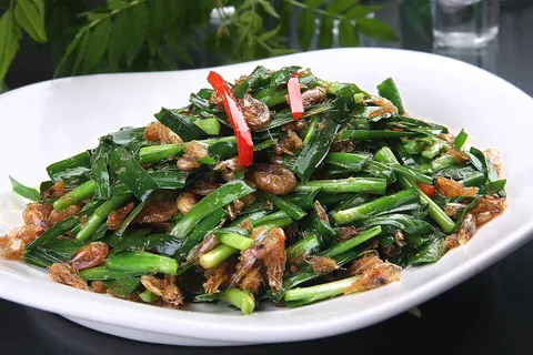 韭菜炒河虾仔 (2) 韭菜炒河虾仔 (2)