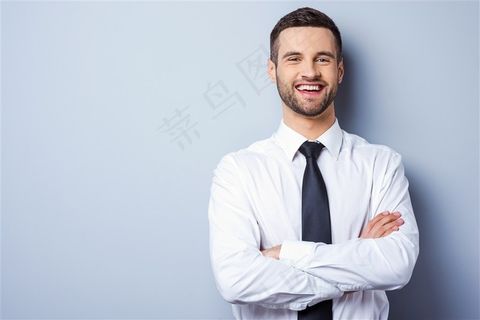 开心的商务男士高清摄影图