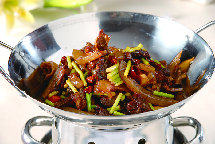 干锅美食焖锅湘菜麻辣香辣纸锅干锅带皮牛肉 