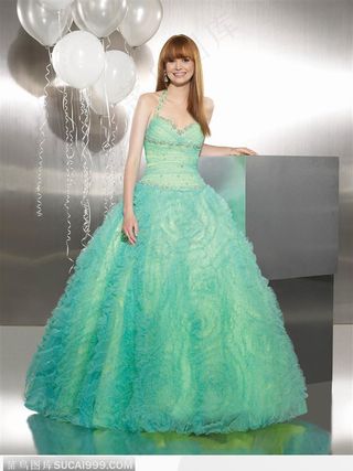 穿晚宴礼服的高贵气质美女－－粉绿色婚纱晚礼服