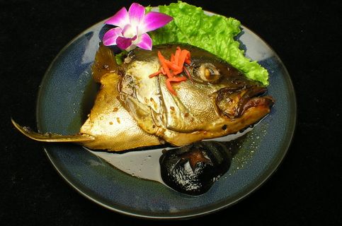 粤菜3253煮鱼头