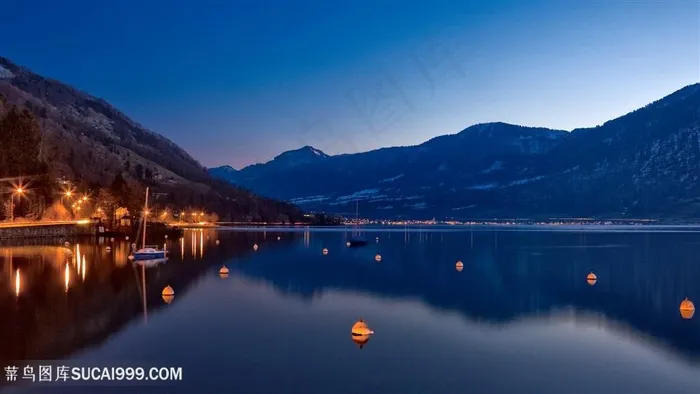 湖畔山峦美景壁纸