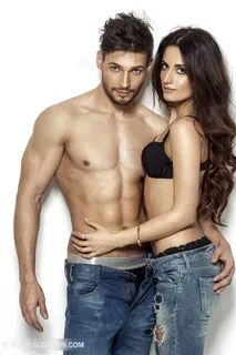 抱在一起的欧美情侣图片写真