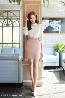 韩国超短裙美女李妍静图片 韩国超短裙美女李妍静图片