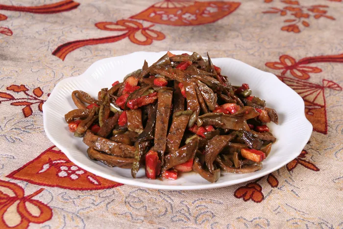 茄干炒肉