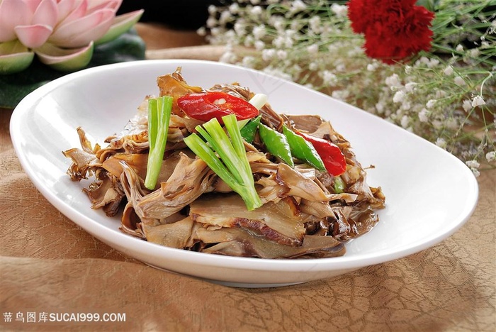 风吹肉干巴菌中华美食摄影图