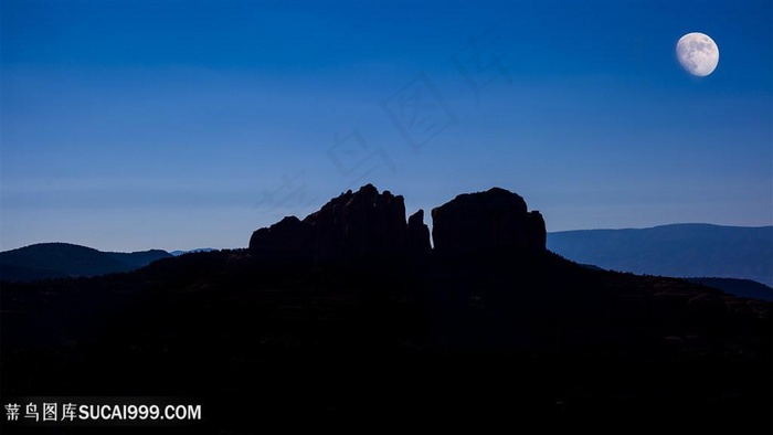 黄昏山脉风景画壁纸