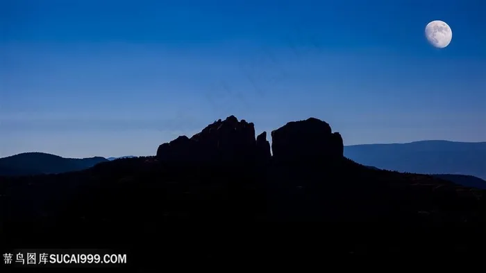 黄昏山脉风景画壁纸