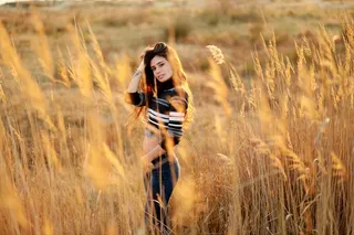 牛仔裤乌克兰美女图片