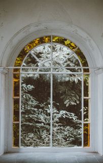 外形各异的窗户图