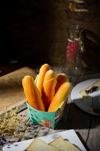 蛋糕店小蛋糕慕斯美食甜品图片