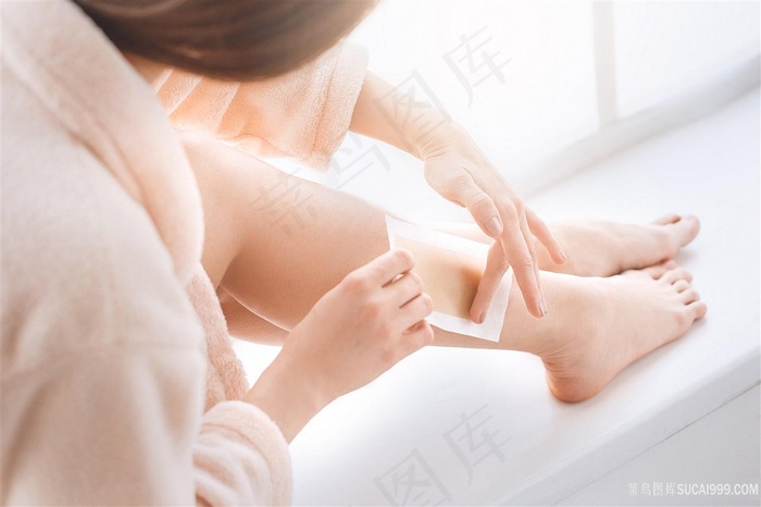 美容脱毛贴膏美女图片