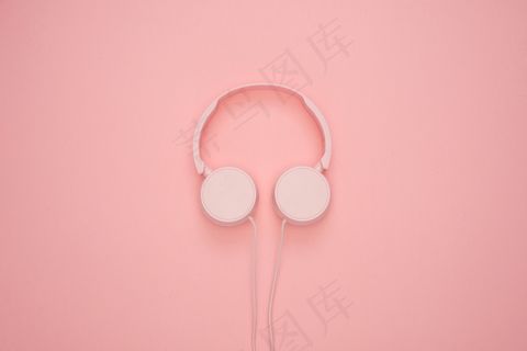 头戴式粉色音乐耳机图片