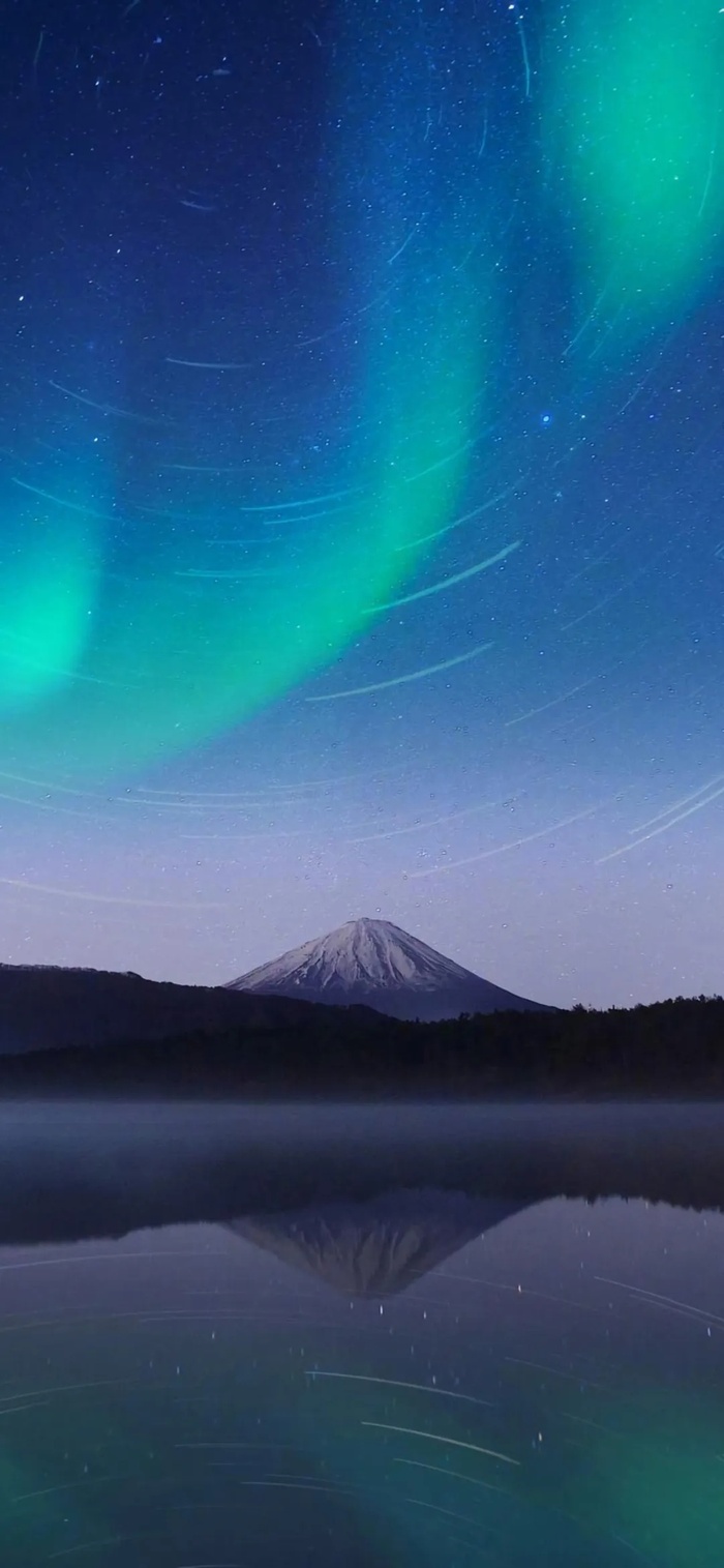 绿色极光壁纸图片