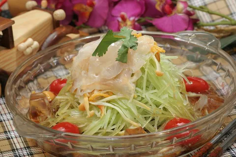 港式脆三丝  16元