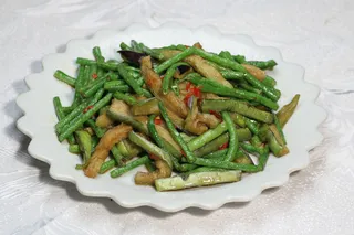 05长豆角烧茄子 川情小镇