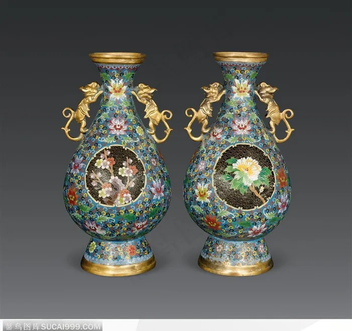 清康熙·掐丝珐琅梅花牡丹双兽耳瓶