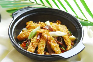 川菜湘菜高清菜谱 腊牛肉煮荷包蛋