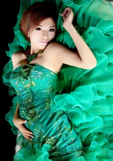 高清青纯美女图片下载