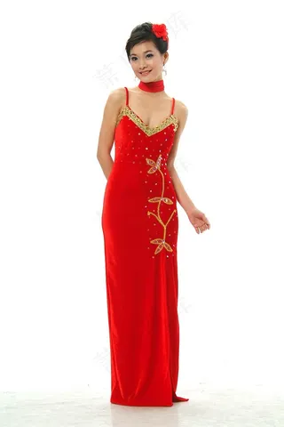 红色长款礼服