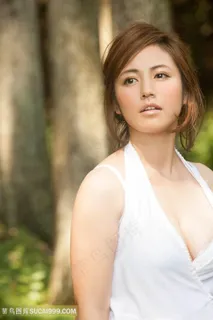 日本美女老师性感写真图片 日本美女老师性感写真图片