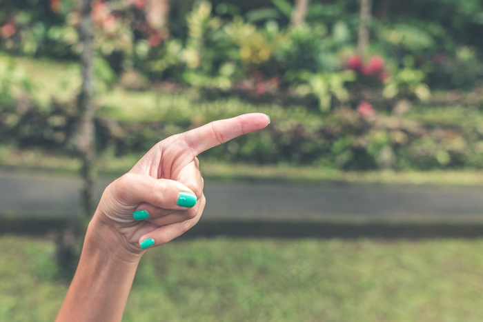 绿色美甲款式图片