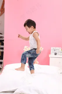 快乐家庭相册男孩特写