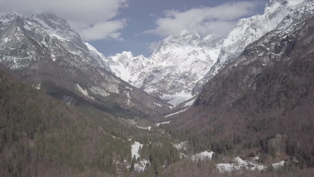 无人驾驶飞机开枪, 意大利阿尔卑斯山, 日志录像, 丢失的