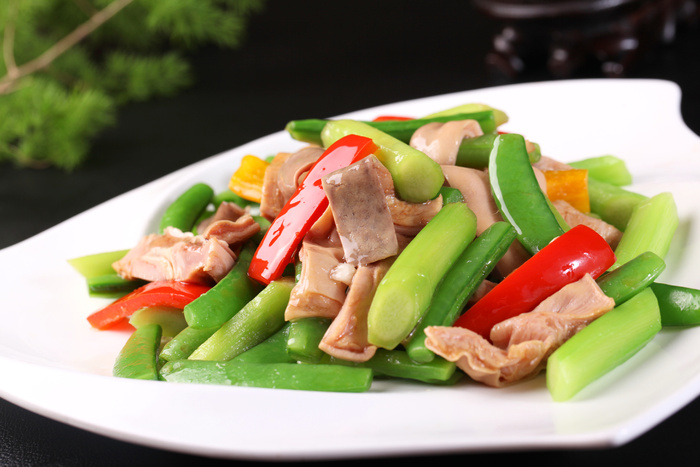 蜜豆菜梗炒肚仁 (1)