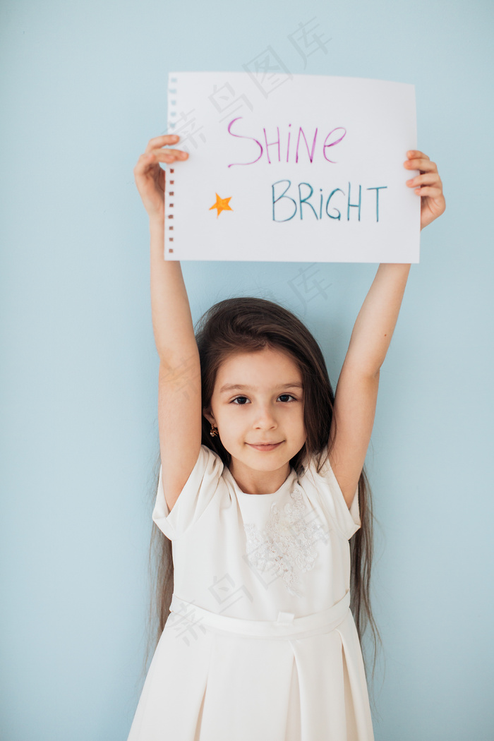 清新唯美可爱的女孩摄影图片