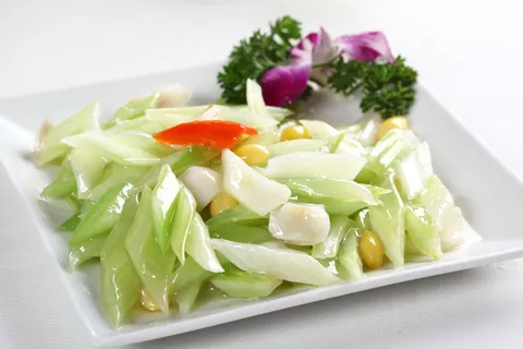 R01376西芹百合炒银杏 (1)