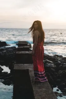 海边美女人体写真图片 海边美女人体写真图片